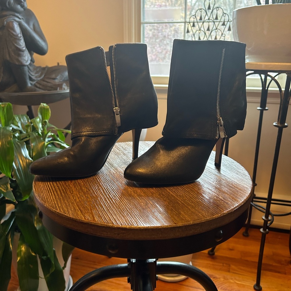 Black LEATHER Ankle Boots